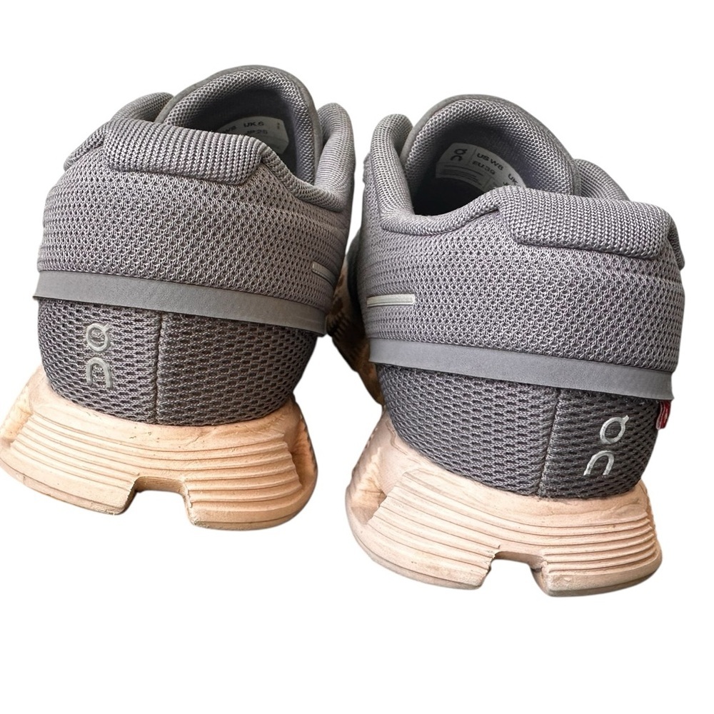 ON RUNNING CLOUD 5 Women’s Shoes - Picture 10 of 15